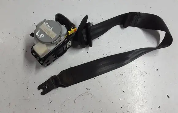 Seat Leon (5F) Front seatbelt 