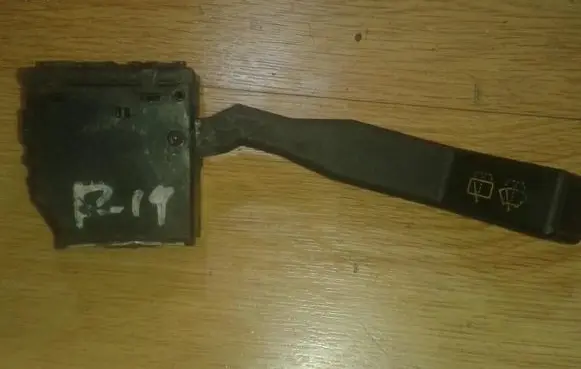 Renault 19 Wiper control stalk