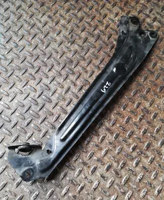Radiator support slam panel bracket
