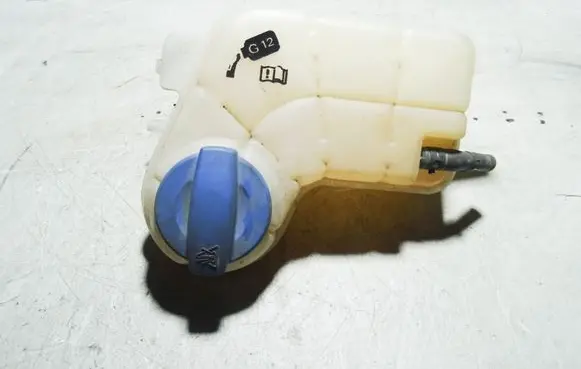 Audi A6 S6 C6 4F Coolant expansion tank/reservoir 4F0121403N
