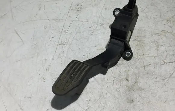 Toyota Yaris Accelerator throttle pedal 781100D110 14314C 10526002994