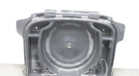 Volvo C30 Spare wheel section trim 