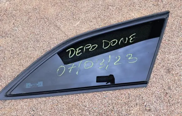 Ford Mondeo MK V Rear vent window glass 43R001090