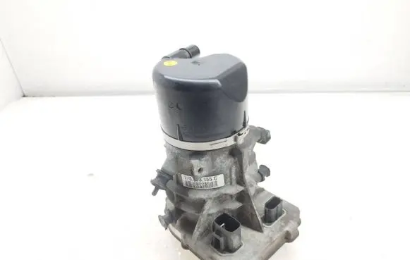 Volkswagen Touareg II Power steering pump 7P0423155C A0019922D