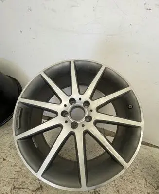 Mercedes-Benz GLA W156 X156 R20 alloy rim A1566010402