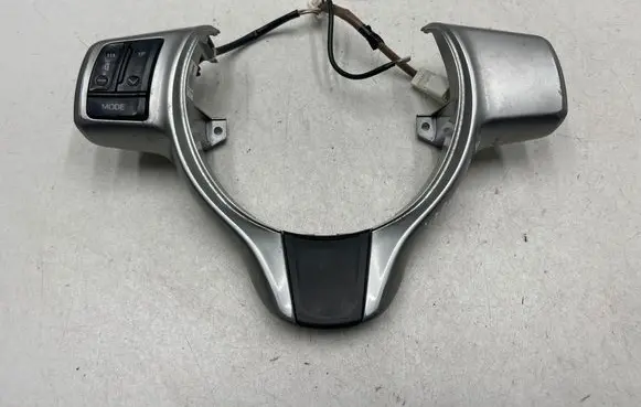 Toyota Yaris Steering wheel trim 