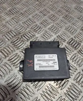 Volvo XC60 Hand brake control module 31341542