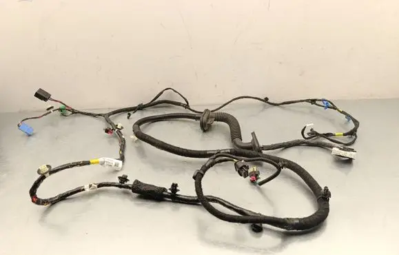 Tesla Model Y Front door wiring loom 148905202E