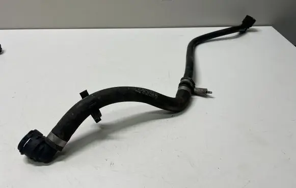 Mercedes-Benz C W205 Engine coolant pipe/hose A2055010084