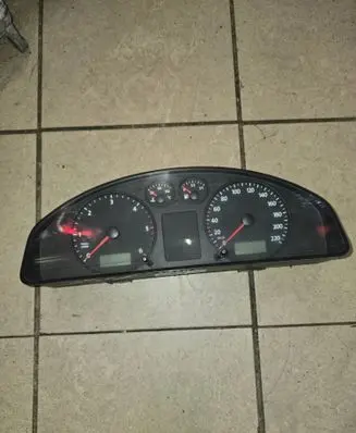Volkswagen Transporter - Caravelle T5 Speedometer (instrument cluster) 7H0920851R VWZ7Z0G6121894 26110712448