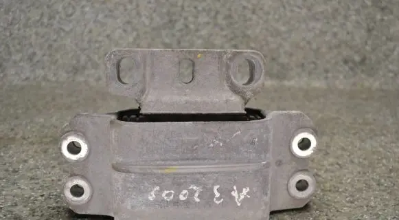 Audi A3 S3 8P Engine mount bracket 1K0199555