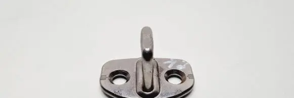 Audi A6 S6 C6 4F Front door lock loop/hook striker 8E0837033