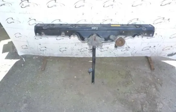 Toyota Yaris Top upper radiator support slam panel