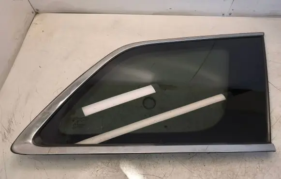 Jeep Grand Cherokee Rear side window 512976AB