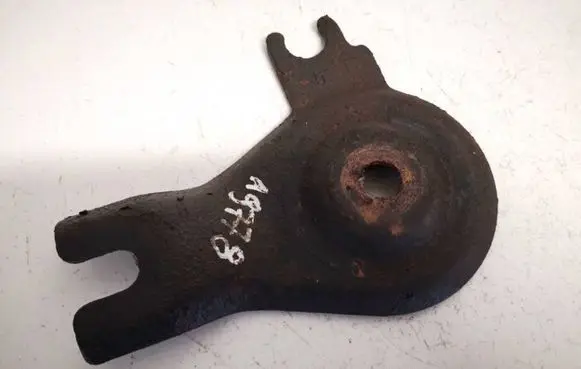 Honda Accord Engine mounting bracket