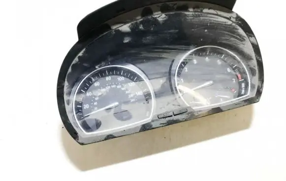 BMW X3 E83 Speedometer (instrument cluster) 102467026 1024670-26