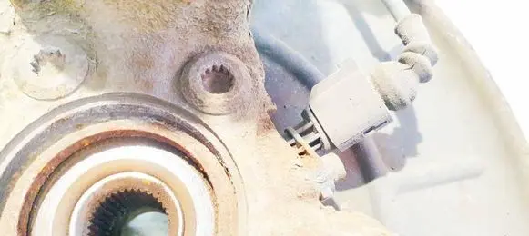 Skoda Superb B6 (3T) ABS brake wheel speed sensor 