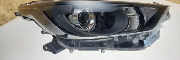 Toyota Yaris XP210 Headlight/headlamp 3914876
