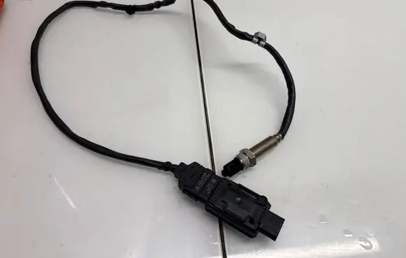 BMW X6 G06 Lambda probe sensor 8476457 A2C18478800