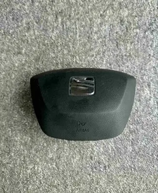 Seat Leon (5F) Steering wheel airbag 5F0880201H