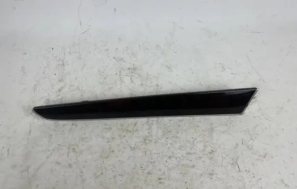 Audi Q5 SQ5 Front door trim bar 8R0867410AA