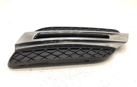 Mercedes-Benz ML W166 Front bumper lower grill A1668800824