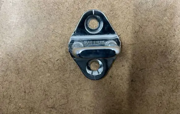 BMW 3 E46 Rear door lock loop/hook striker 51218196035 8196035