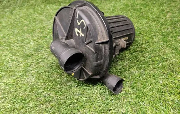 Volkswagen PASSAT B5.5 Secondary air pump 3B0906613 06A959253B