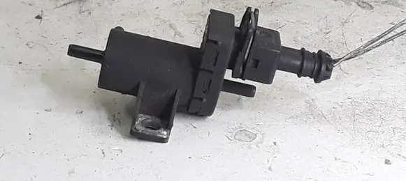 Renault Espace - Grand espace IV Turbo solenoid valve 7700113709