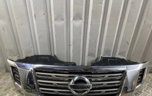 Nissan Navara D23 Front grill 623105JU1B 623105JU10 623104KJ05