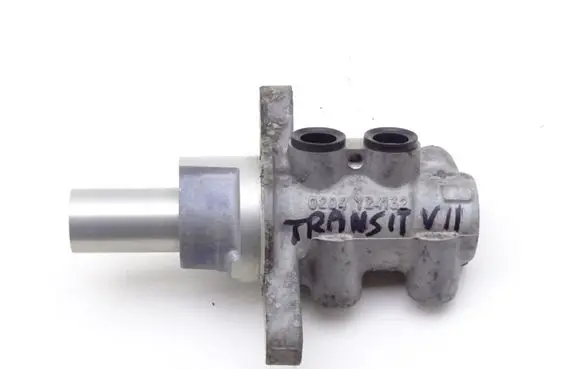 Ford Transit Master brake cylinder 0204Y24132