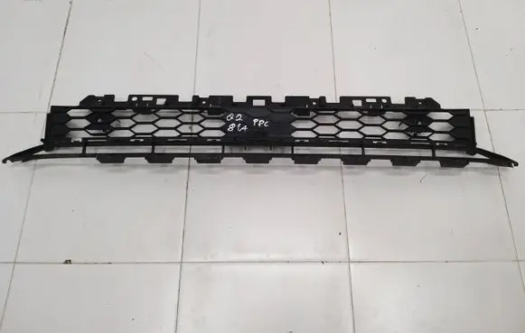 Audi Q2 - Front bumper lower grill 81A807647B