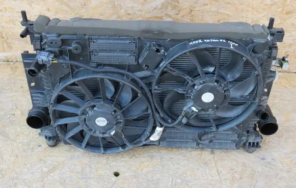 Ford Kuga II Radiator set 