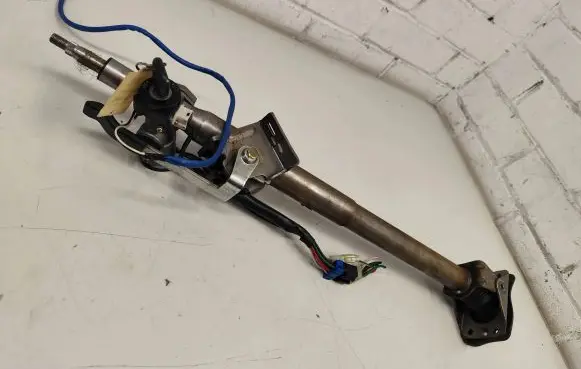 KIA Retona Steering wheel axle 0003111