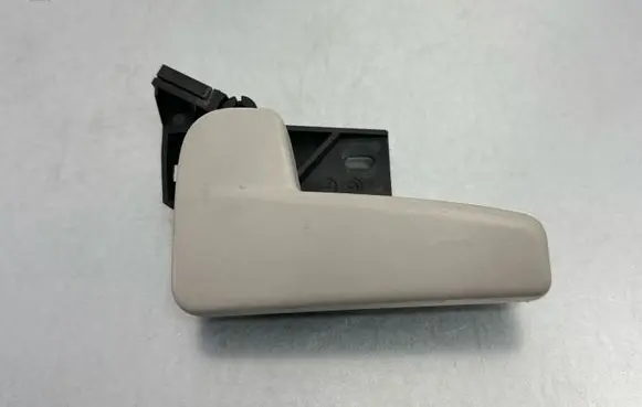 Volkswagen Tiguan Engine bonnet (hood) release handle 517823633B
