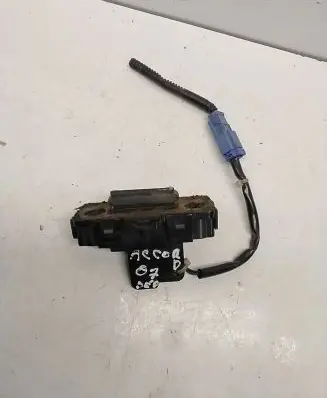 Tailgate opening switch