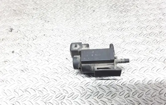 Volvo S80 Turbo solenoid valve 30611668