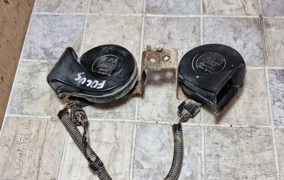 Ford Focus Horn signal E335717