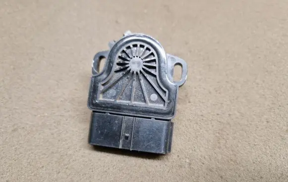 Mitsubishi L200 Acceleration sensor 