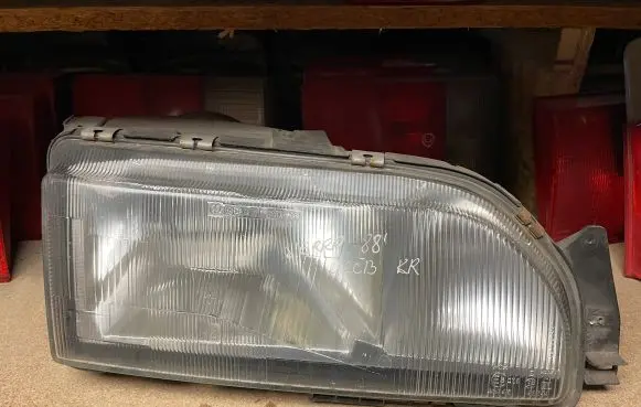 Ford Sierra Headlight/headlamp 87BG13005A2A 87BG13NO10AA