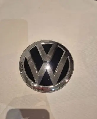 Volkswagen T-Roc Manufacturer badge logo/emblem 2GA853601