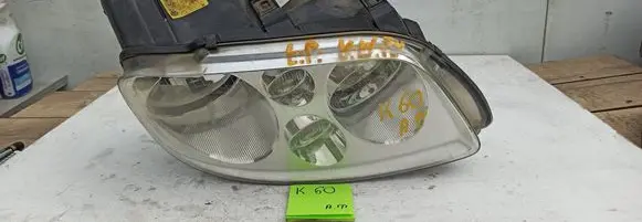 Volkswagen Touran I Headlight/headlamp 0301205202 7H1941015F