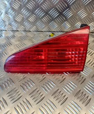 Peugeot 607 Tailgate rear/tail lights 2543D