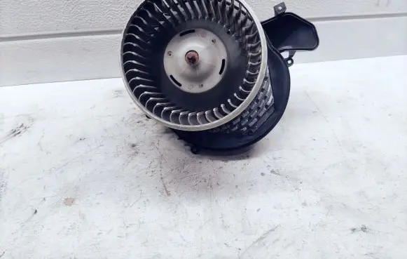 Volvo V70 Air conditioning (A/C) fan (condenser) RHD28421 RHD86578