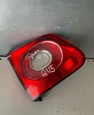 Volkswagen Tiguan Tailgate rear/tail lights 5N0945093B 009692011913