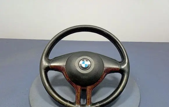BMW X3 E83 Steering wheel 6760655