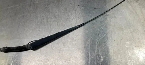 Volvo S80 Front wiper blade arm 09484613