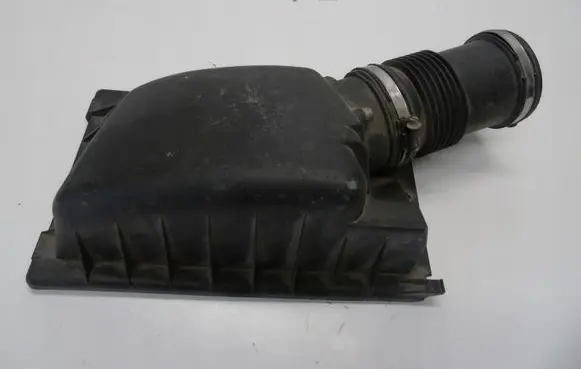 BMW 7 E65 E66 Air filter box cover LP13009891144