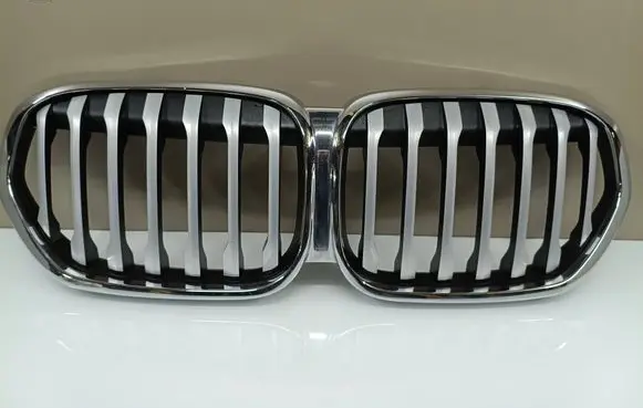 BMW X1 F48 F49 Front bumper upper radiator grill 185178