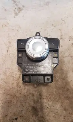 Mercedes-Benz C W204 Head unit multimedia control A2048708851